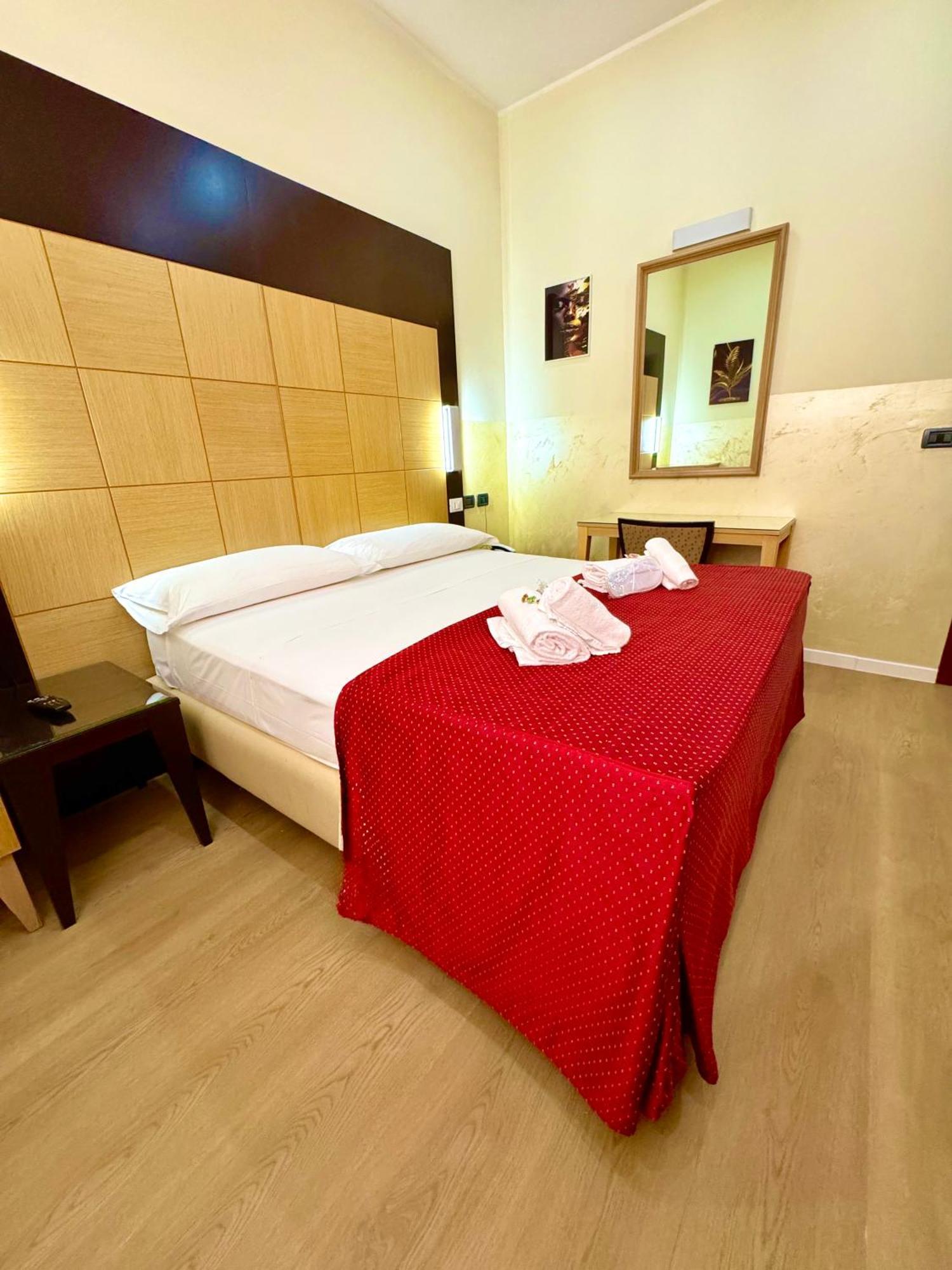 Hotel Fiorella Milano Eksteriør bilde