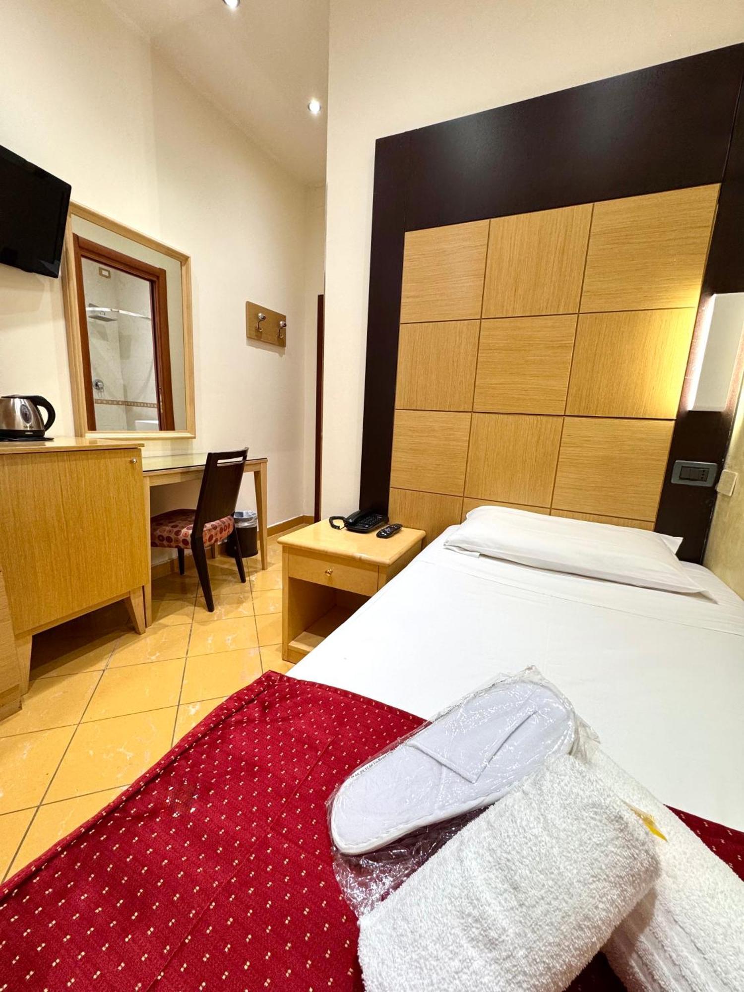 Hotel Fiorella Milano Eksteriør bilde